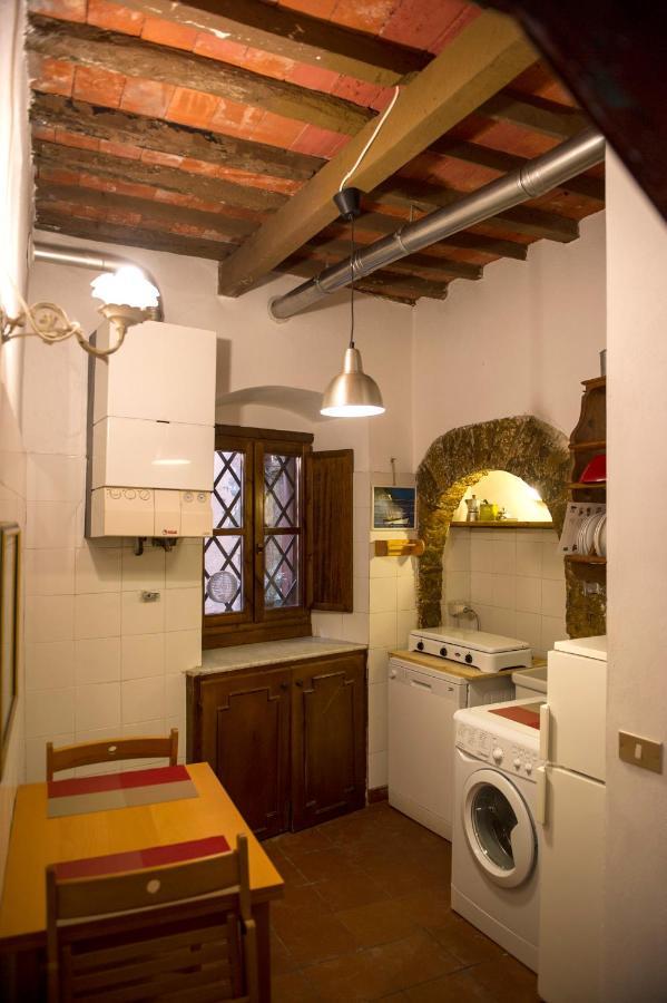 شقة Borgo Antico - Torre Pugliola ليريسي المظهر الخارجي الصورة