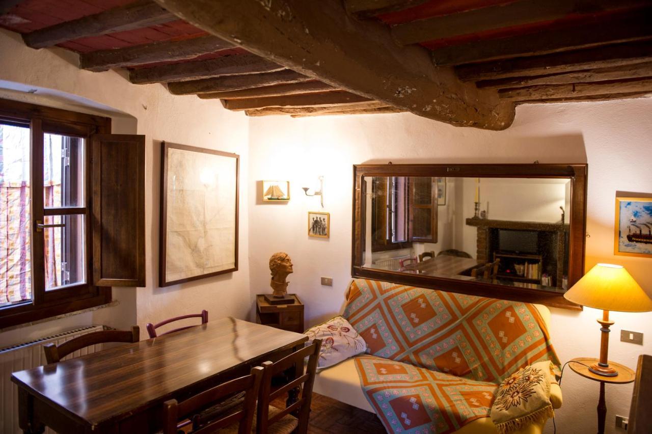 شقة Borgo Antico - Torre Pugliola ليريسي المظهر الخارجي الصورة