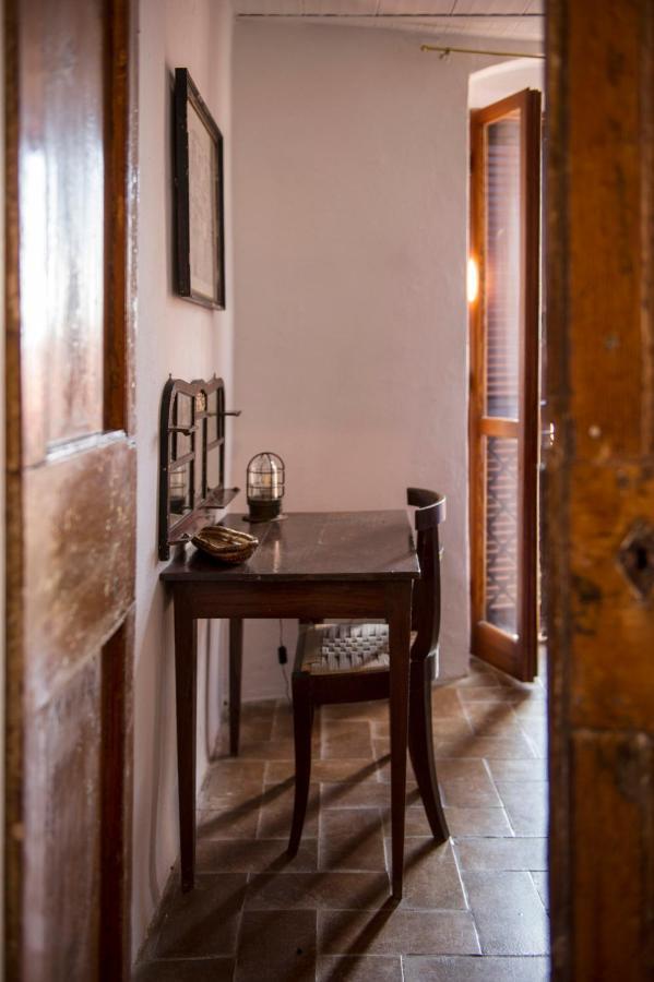 شقة Borgo Antico - Torre Pugliola ليريسي المظهر الخارجي الصورة